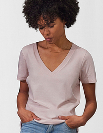 Women´s #E150 V T-Shirt