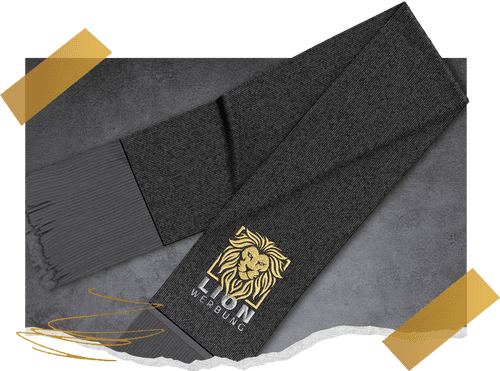 Schals mit individueller Stickerei von Lion Werbe GmbH, perfekt als Accessoire oder Geschenk.
